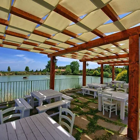 Sleeps 10 * La Collina