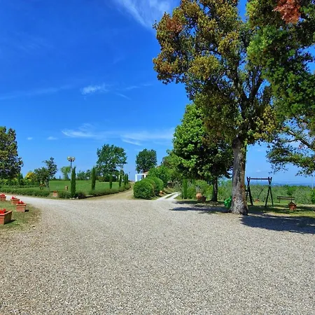 Sleeps 10 דירה La Collina