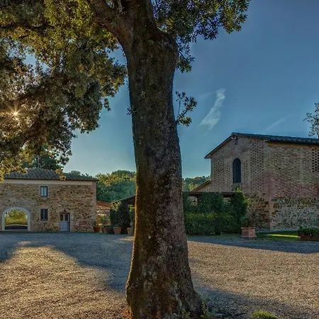 דירה Sleeps 10 La Collina
